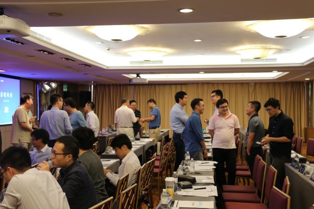 （參會嘉賓交流）